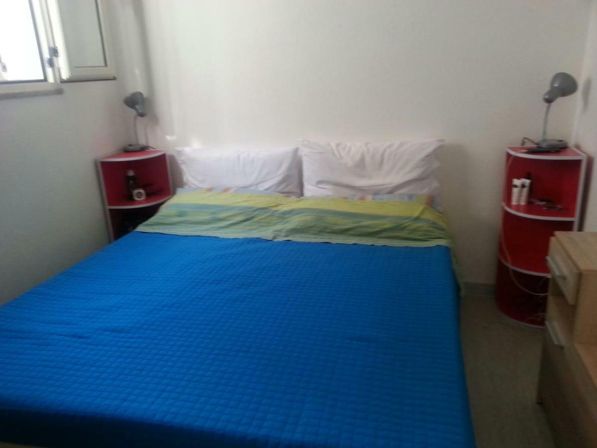 Ferienwohnung Fronte Mare Bella Vista Isola Rossa Exterior foto